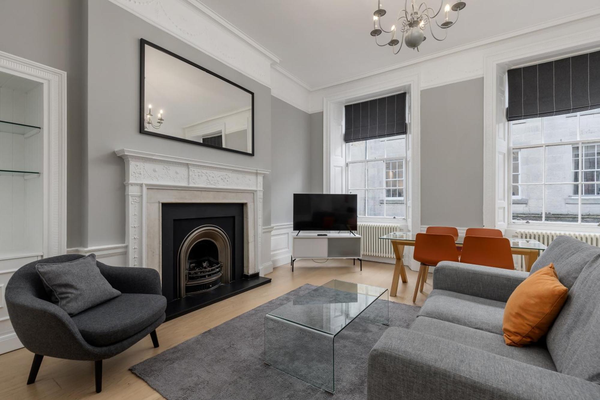 Destiny Scotland - Hill Street Apartments Edinburgh Bagian luar foto