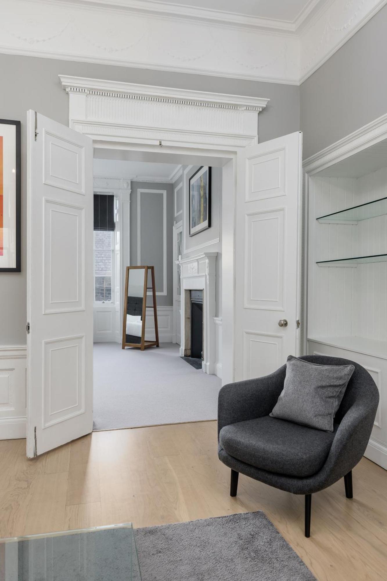 Destiny Scotland - Hill Street Apartments Edinburgh Bagian luar foto