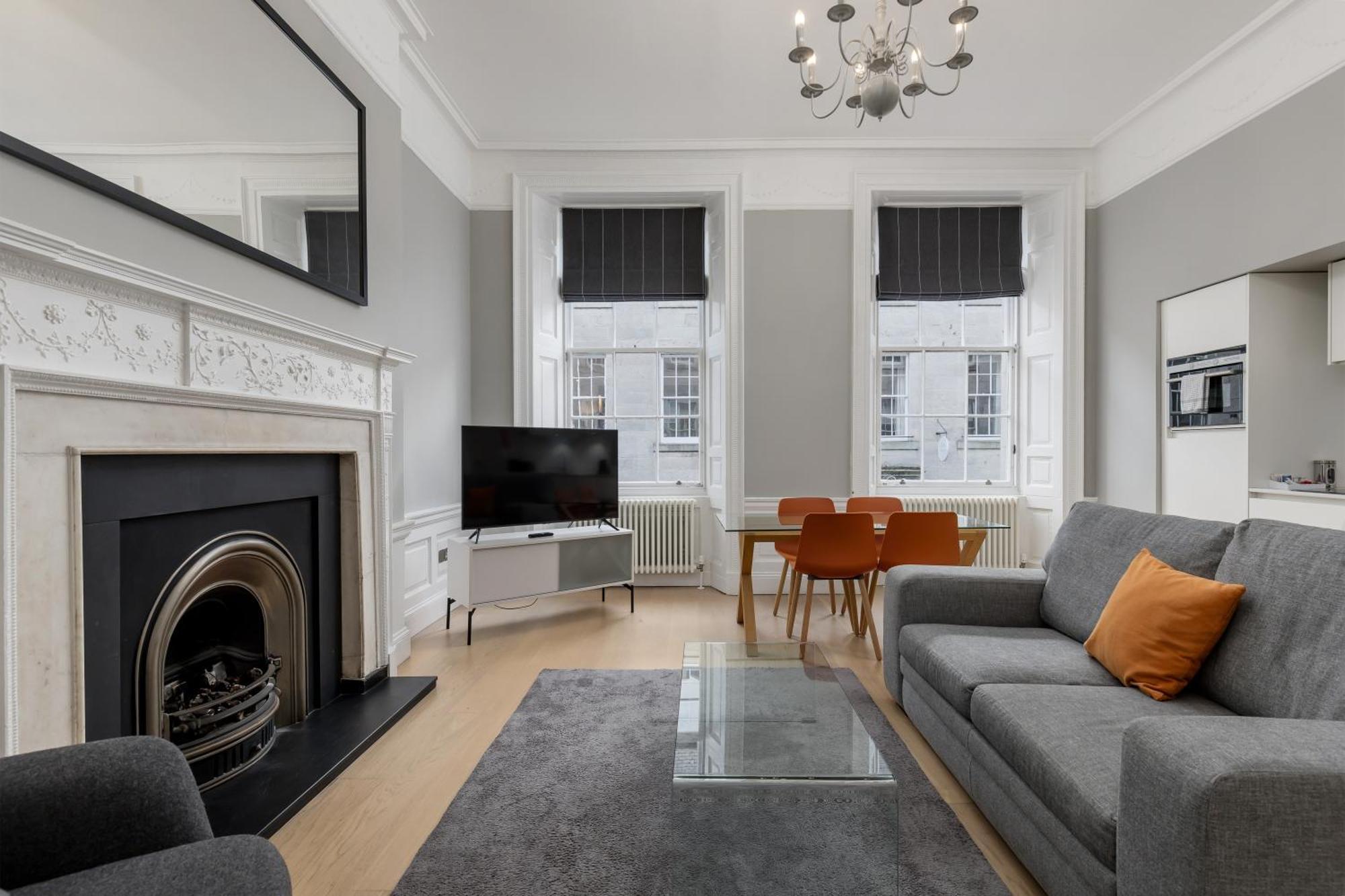 Destiny Scotland - Hill Street Apartments Edinburgh Bagian luar foto