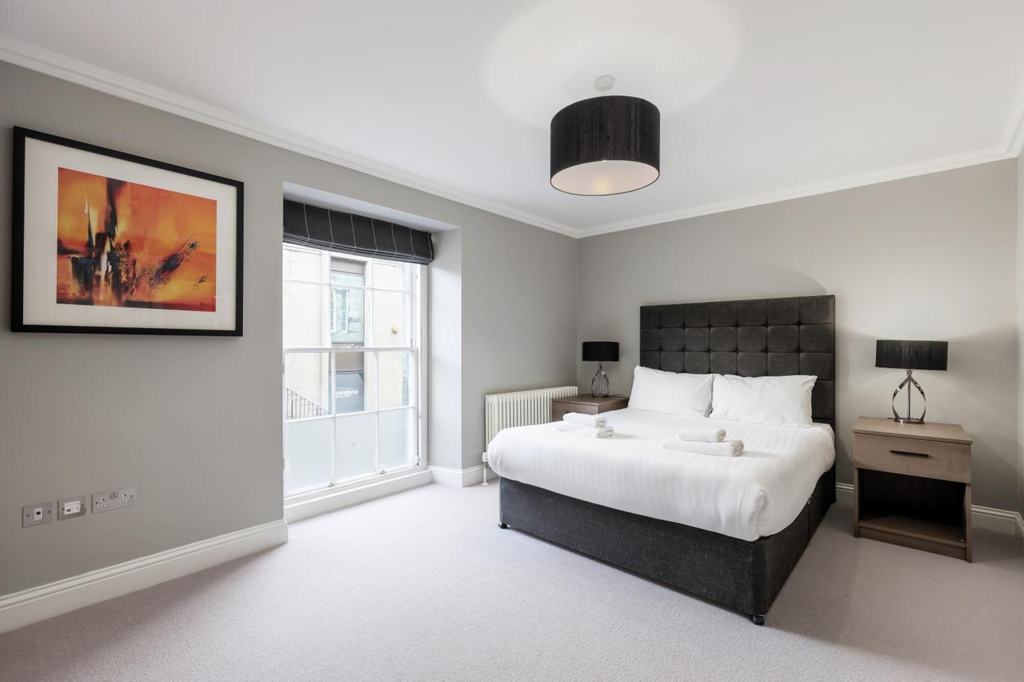 Destiny Scotland - Hill Street Apartments Edinburgh Bagian luar foto